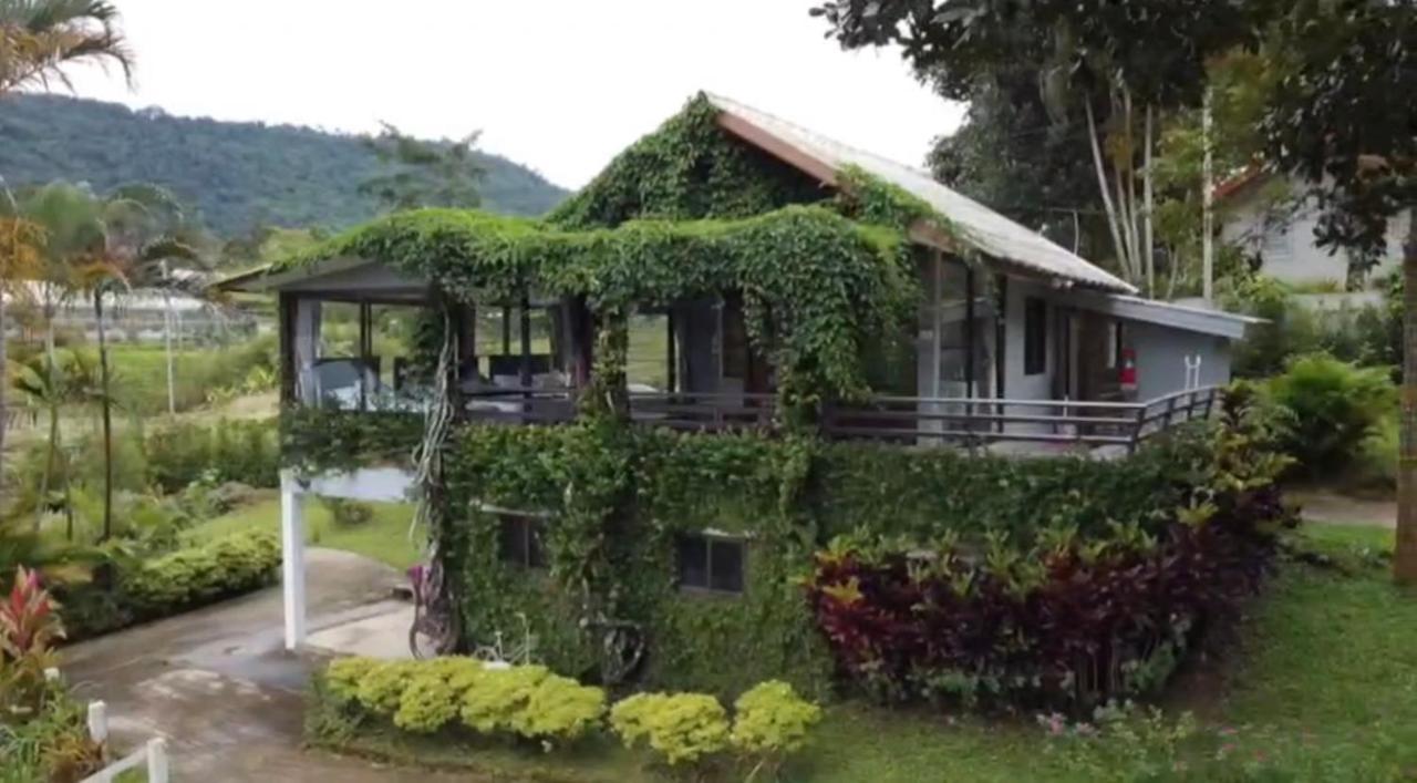 เขาเจ้าขา2 บ้านดอกไม้ Khao Kho Eksteriør billede